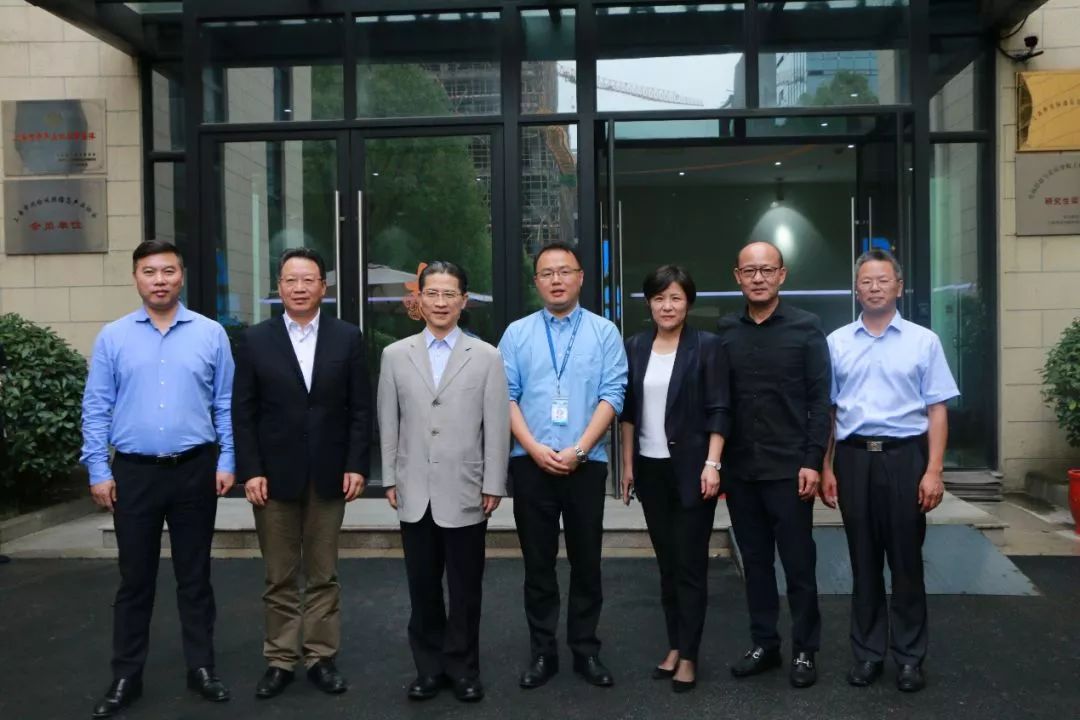 上海市政協(xié)副主席周漢民一行蒞臨普適導航調(diào)研(圖3)