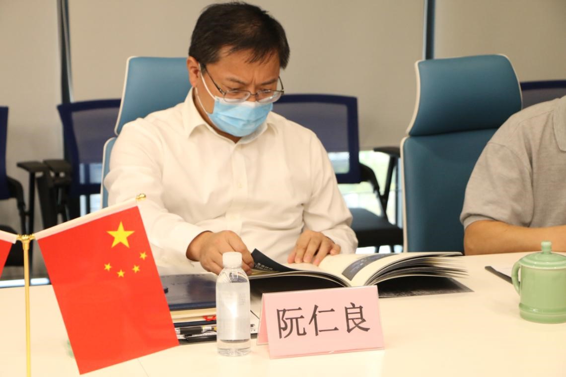 上海市水務(wù)局副局長(zhǎng)阮仁良一行蒞臨普適導(dǎo)航調(diào)研指導(dǎo)(圖2)