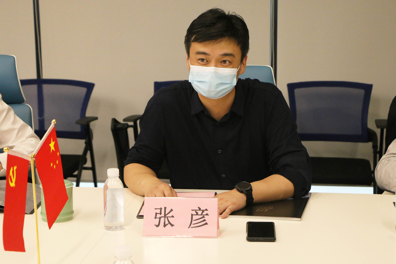 上海市青浦區(qū)人民政府張彥副區(qū)長一行蒞臨普適導(dǎo)航指導(dǎo)工作(圖2)